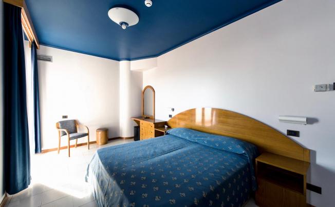 Фото отеля Bajamar Beach Hotel