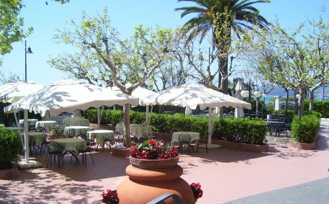 Фото отеля Bajamar Beach Hotel