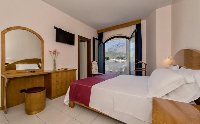 Фото отеля Bajamar Beach Hotel