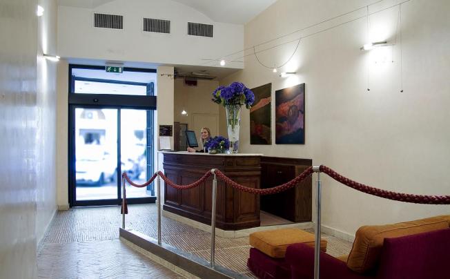 Фото отеля Columbia Hotel