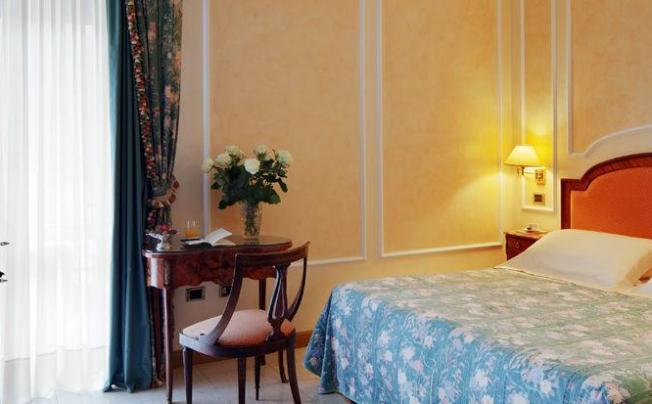 Фото отеля GRAND HOTEL BRISTOL