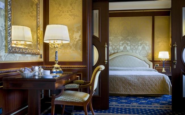 Фото отеля GRAND HOTEL BRISTOL