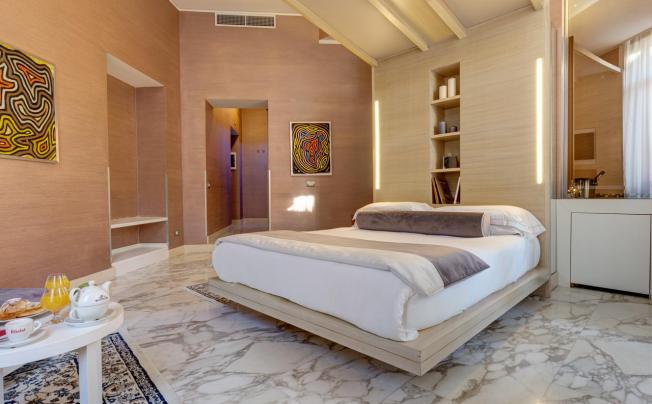 Фото отеля Dharma Hotel & Luxury Suites