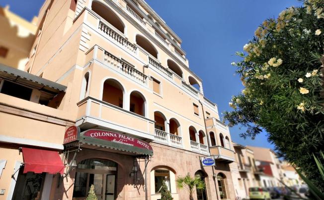 Фото отеля Colonna Palace Hotel Mediterrano 