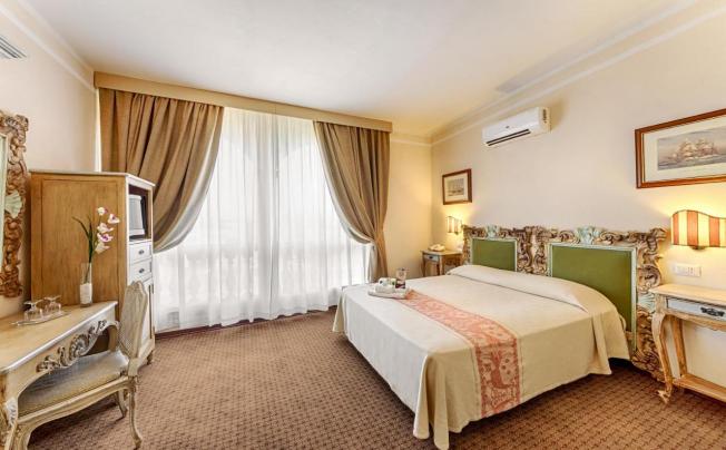 Фото отеля COLONNA PALACE HOTEL MEDITERRANO 
