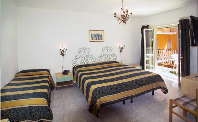 Фото отеля Da Peppe Hotel