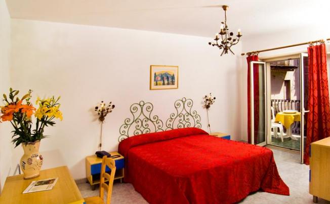 Фото отеля Da Peppe Hotel