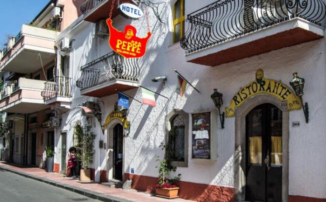 Фото отеля Da Peppe Hotel