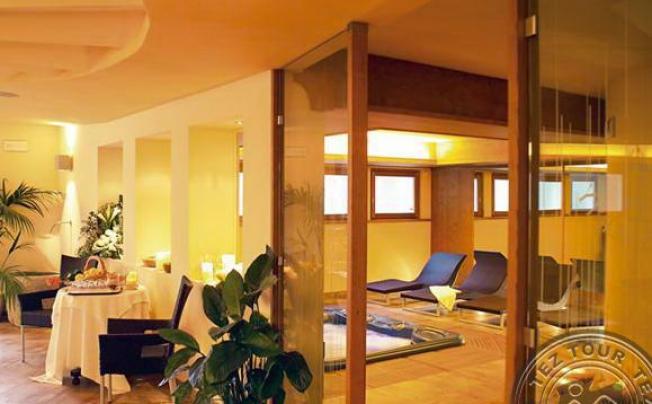 Фото отеля Palace Wellness & Beauty Hotel