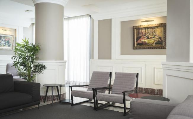 Фото отеля Cambridge Hotel