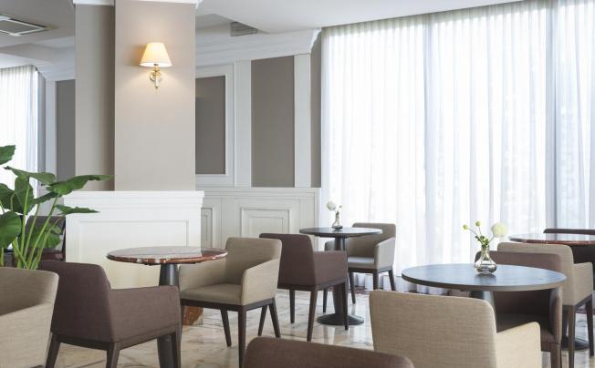 Фото отеля Cambridge Hotel