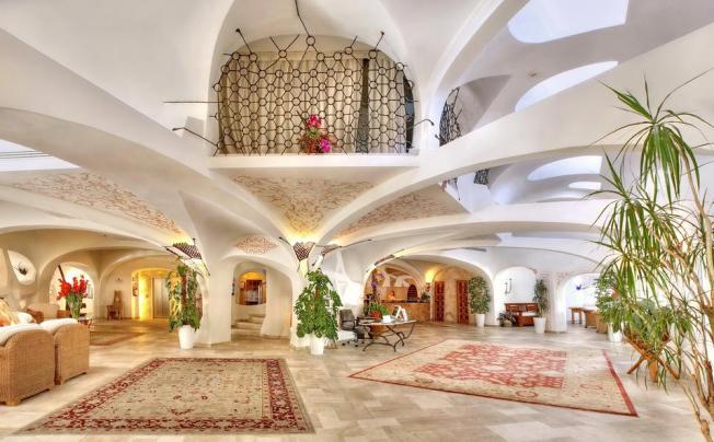 Фото отеля GRAND HOTEL POLTU QUATU 