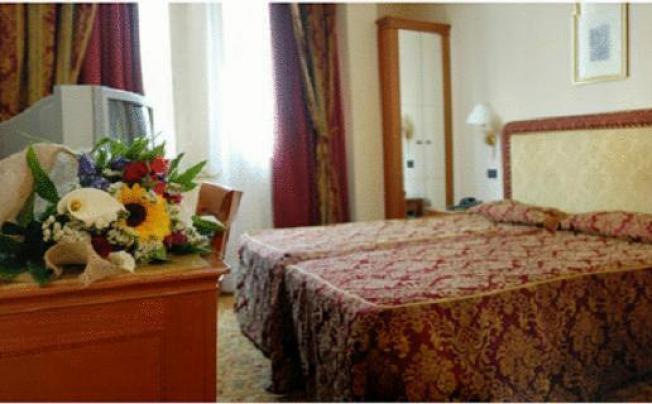 Фото отеля Colonna Hotel Brindisi