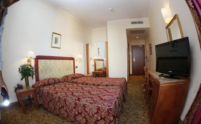 Фото отеля Colonna Hotel Brindisi