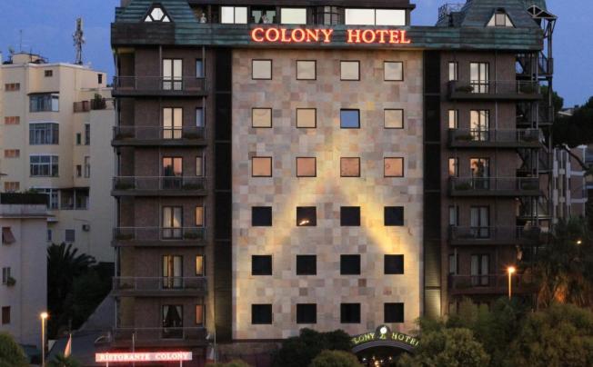 Фото отеля Colony Hotel