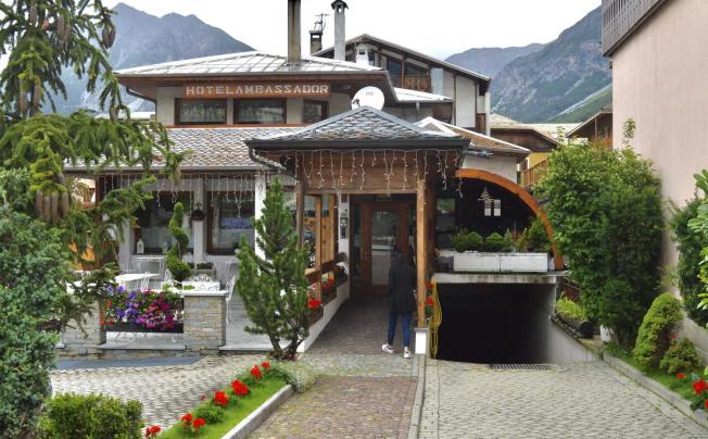 Фото отеля Ambassador Hotel Bormio
