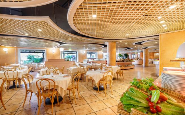 Фото отеля Sant'elmo Beach Hotel