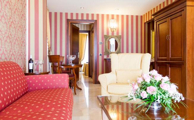Фото отеля Diamond Hotel & Resort Naxos