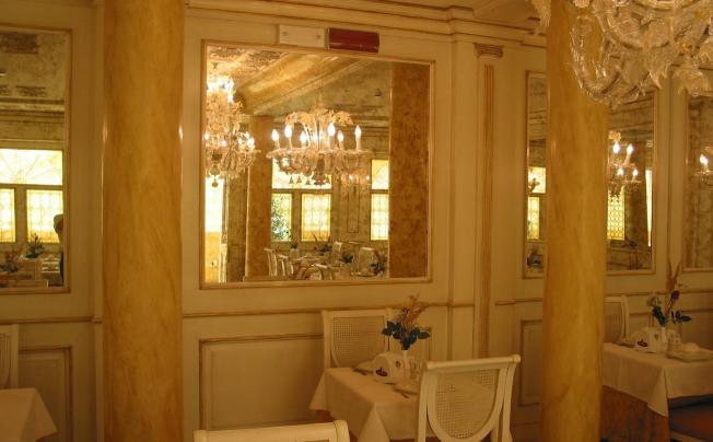 Фото отеля Belle Epoque Hotel