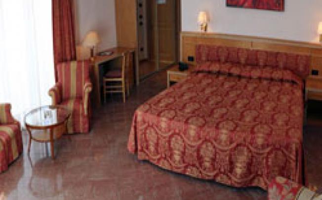 Фото отеля Grand Hotel Mediterranee