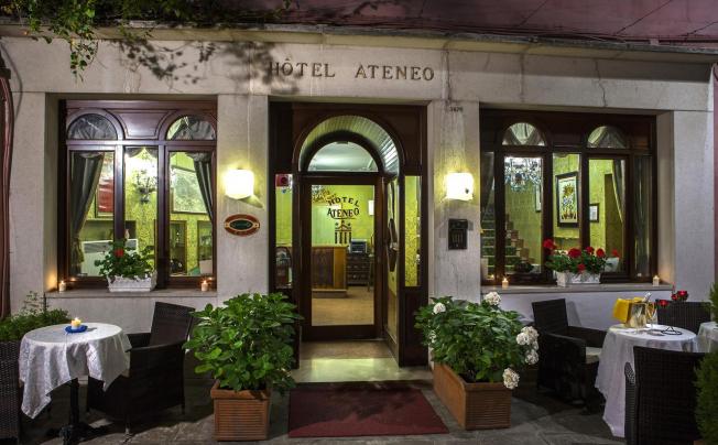Фото отеля Hotel Ateneo