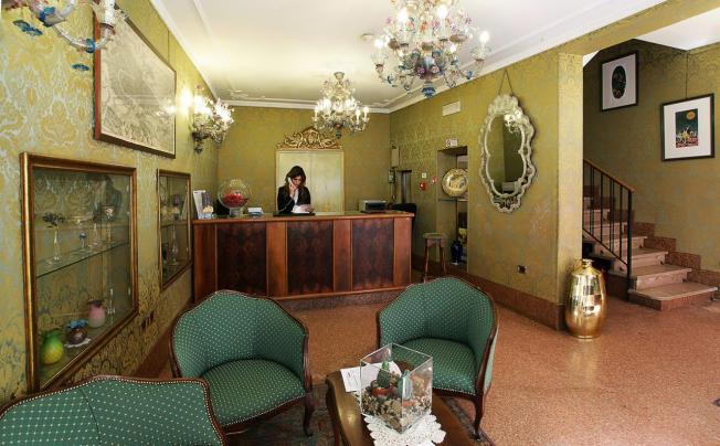 Фото отеля Hotel Ateneo