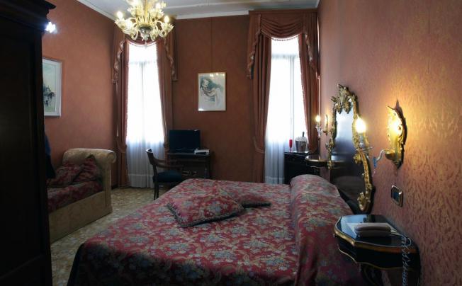 Фото отеля Hotel Ateneo