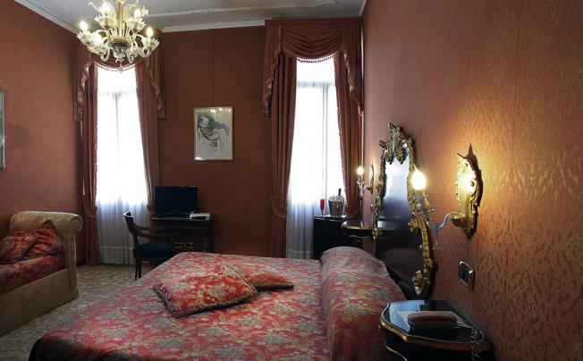 Фото отеля Hotel Ateneo