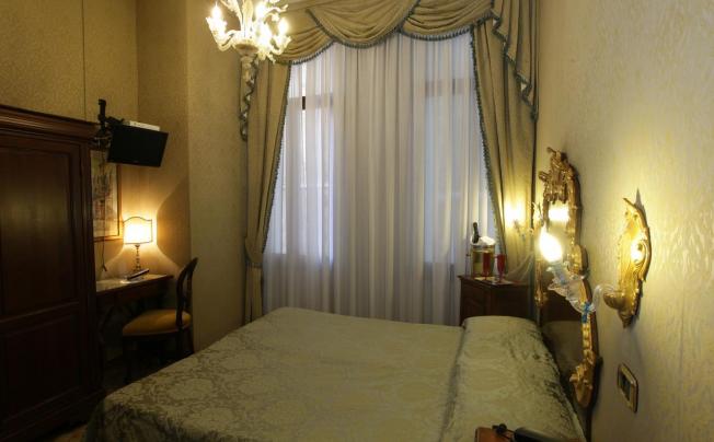Фото отеля Hotel Ateneo