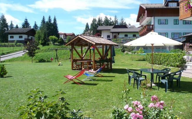 Фото отеля Villa gemmy