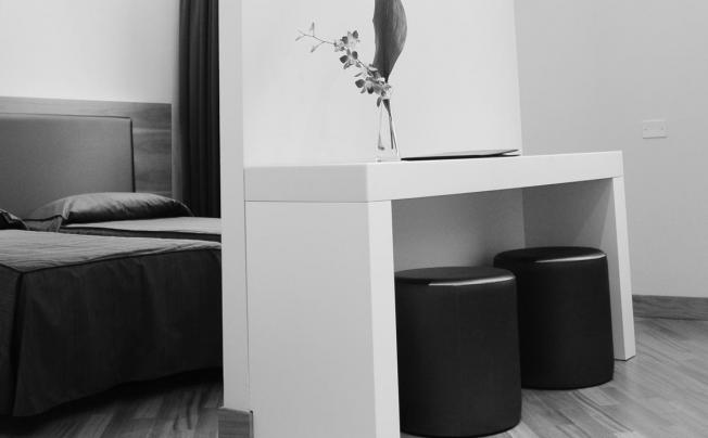 Фото отеля Embassy hotel