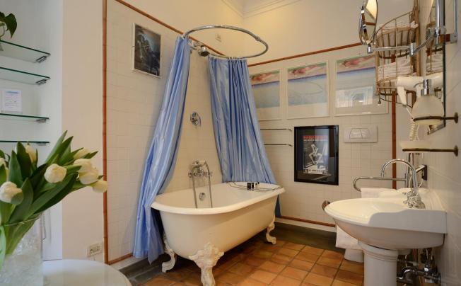 Фото отеля Cairoli Hotel