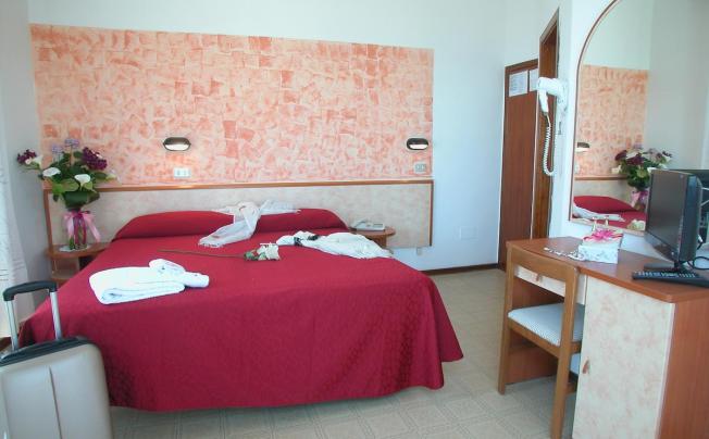 Фото отеля Hotel Merkury