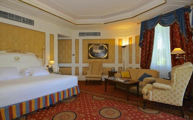 Фото отеля Splendide Royal Hotel