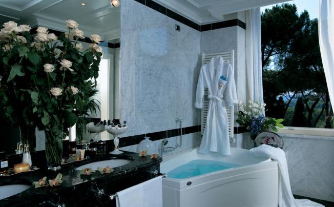 Фото отеля Splendide Royal Hotel