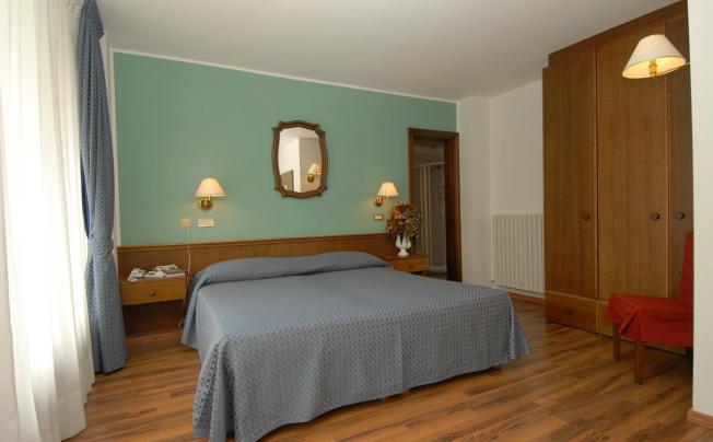 Фото отеля Baita Clementi Hotel