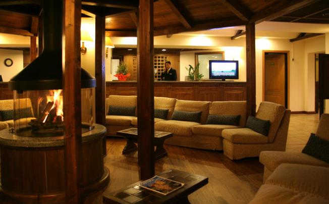 Фото отеля Alaska Hotel Cortina