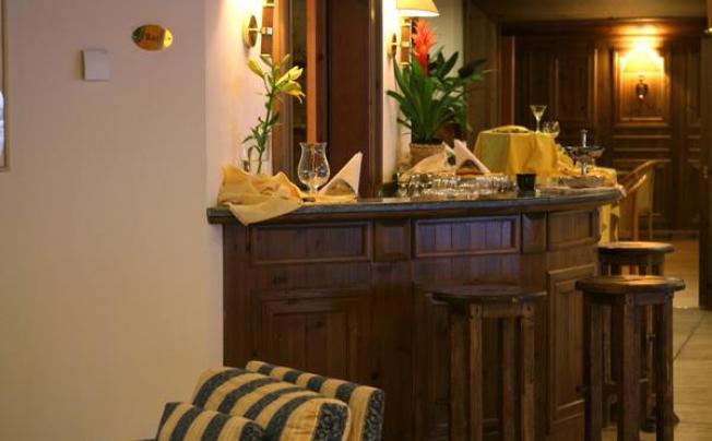 Фото отеля Alaska Hotel Cortina
