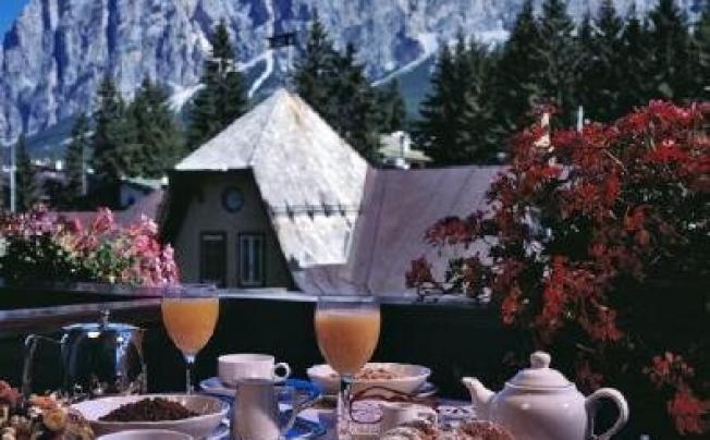 Фото отеля Alaska Hotel Cortina