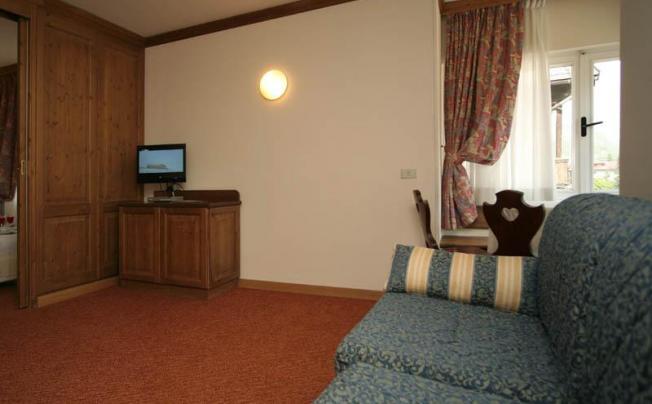 Фото отеля Alaska Hotel Cortina