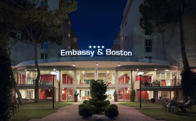 Фото отеля Embassy & Boston