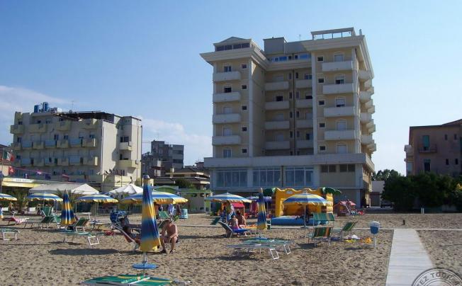 Фото отеля Imperial Beach