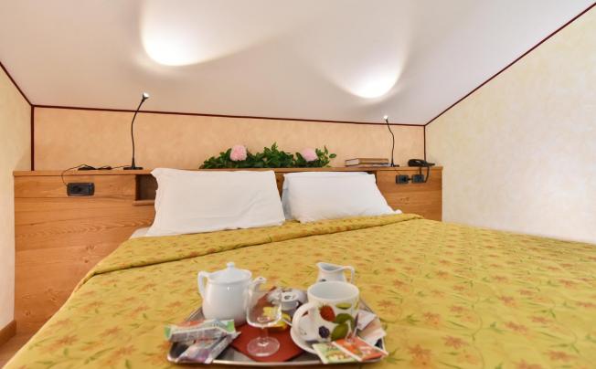 Фото отеля Bijou Hotel