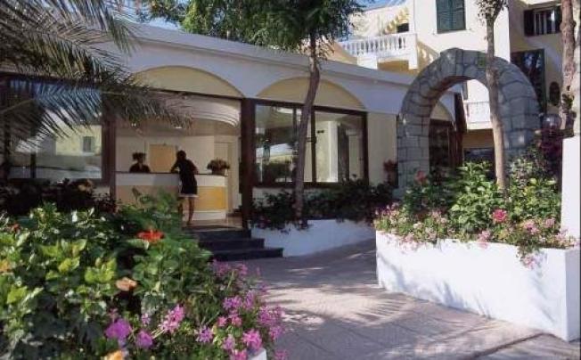 Фото отеля Albergo Villa Hibiscus