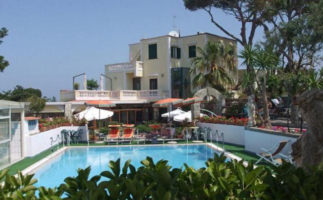 Фото отеля Albergo Villa Hibiscus