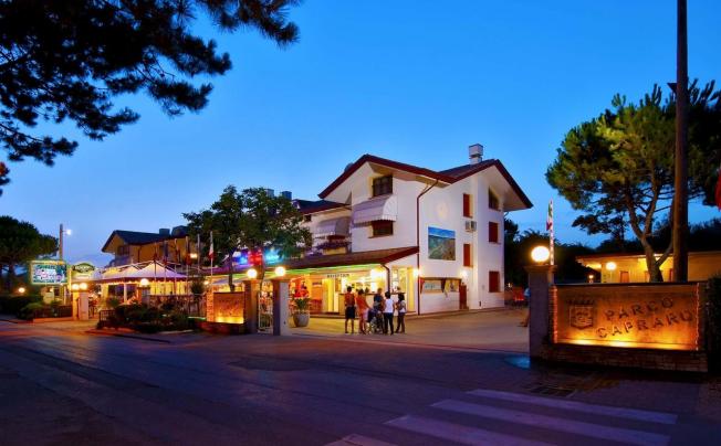 Фото отеля CAMPING PARCO CAPRARO 