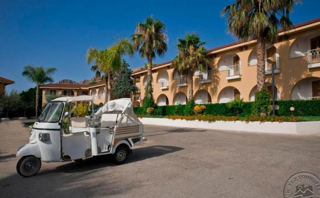 Фото отеля PERLA DEL GOLFO HOTEL  Superior