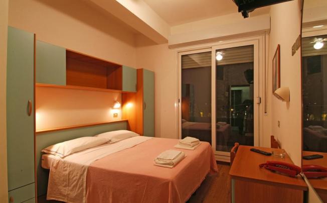 Фото отеля Alpen Hotel Rimini