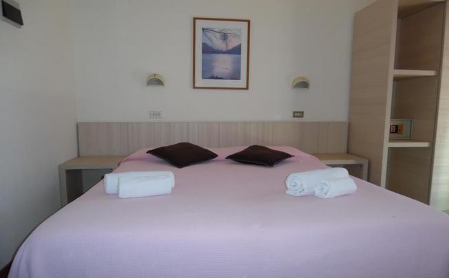 Фото отеля Alpen Hotel Rimini