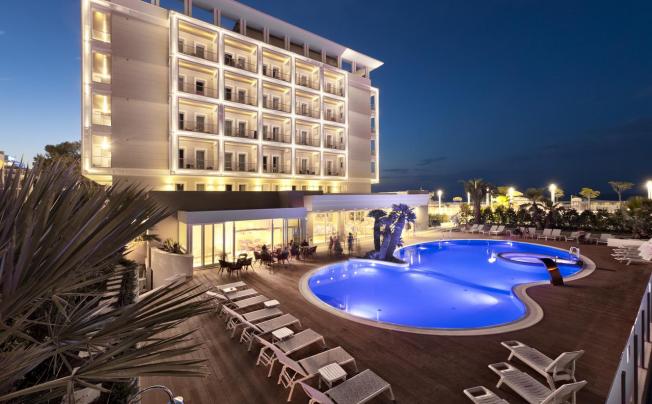 Фото отеля Ambasciatori Hotel Riccione